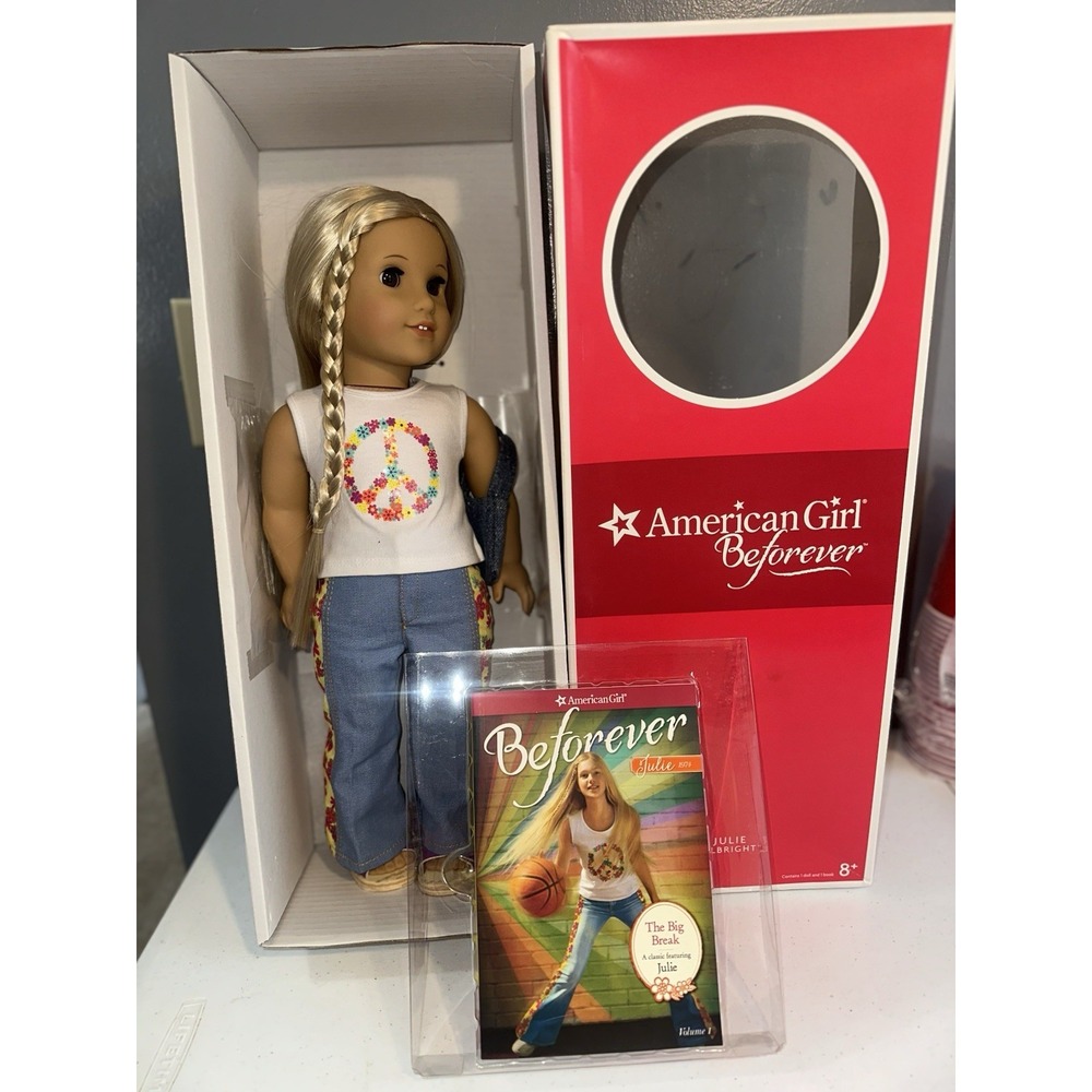 American Girl DOLL 18" JULIE BEFOREVER IN MEET OUTFIT Blonde Brown Eyes W Book